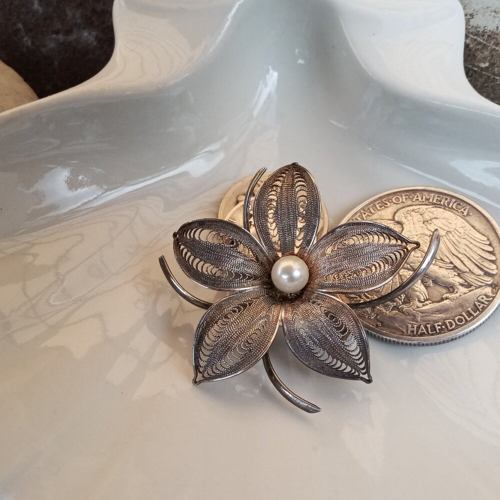 Scandinavian Silver Filagree Flower w/Pearl
